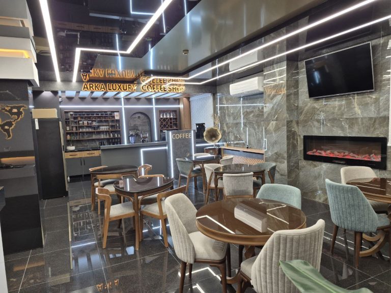 cafe hotel arka bandar anzali